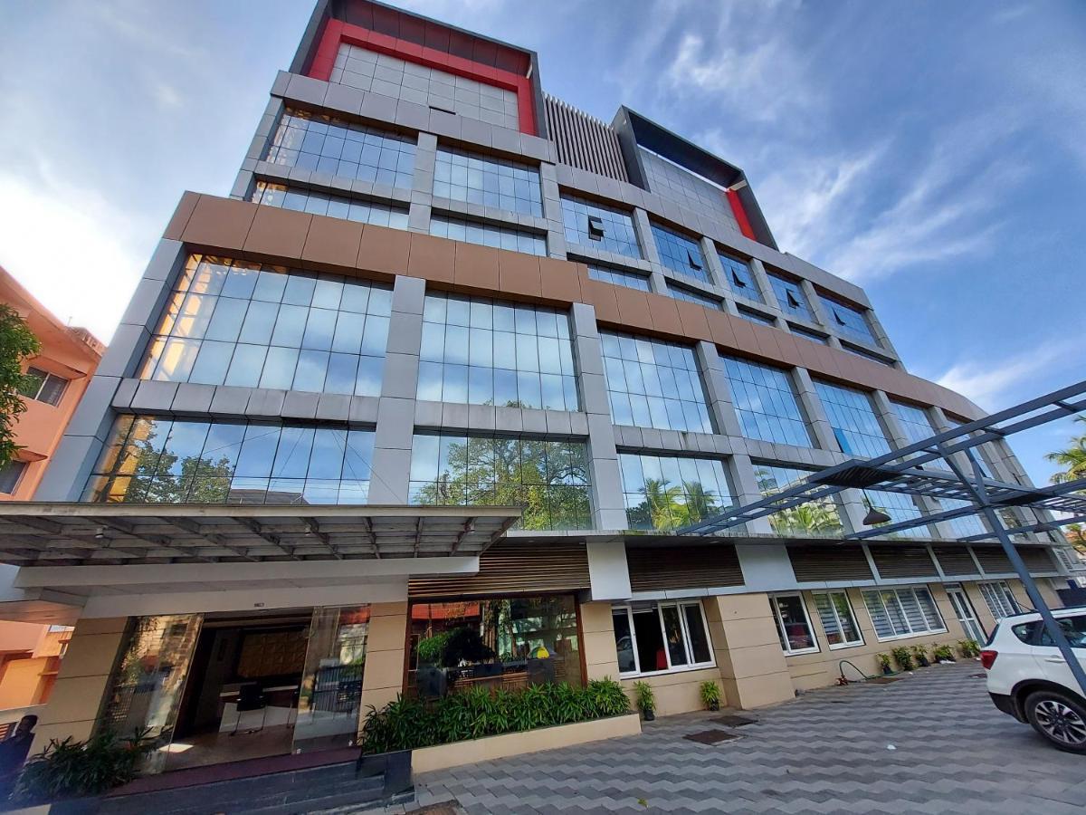 Hotel Sree Gokulam Apartments Guruvāyūr Eksteriør bilde